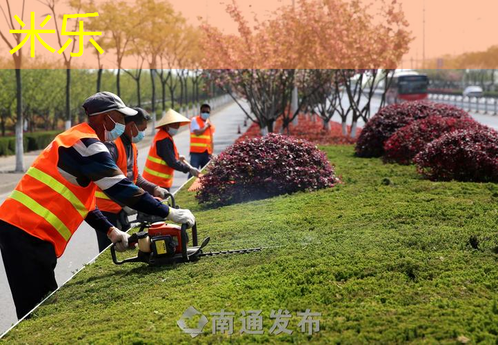 米乐：起泡套装里面的网球拍怎么用